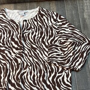 Pendleton‎ Women's Zebra Print Button Cardigan Sweater Size Medium